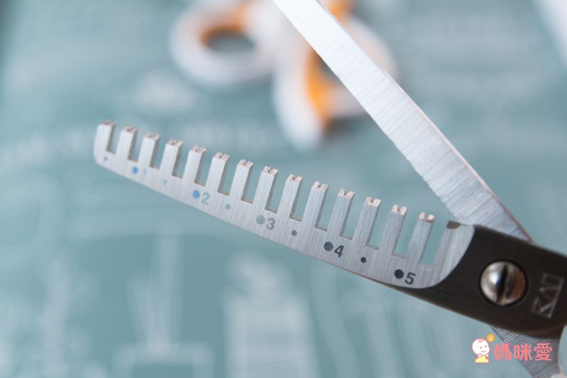 akachan honpo - 新手爸爸也OK！幼兒理髮剪刀