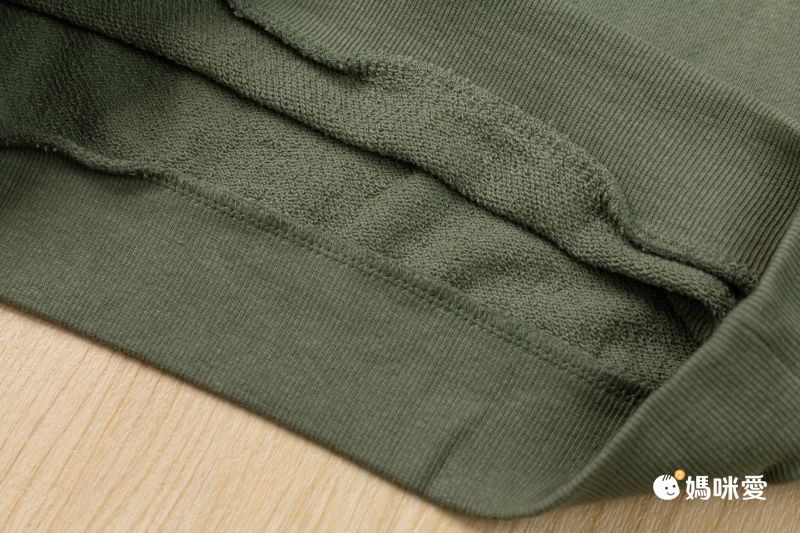 日本 evercloset - 荷葉袖蝴蝶結蕾絲刺繡洋裝-卡其