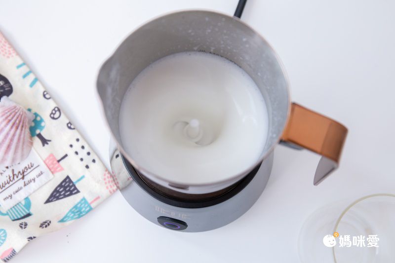 iKUK 分離式電動奶泡器 可溫奶、豆漿、米漿