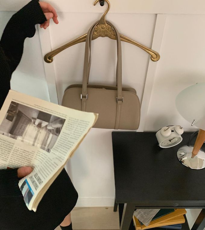 韓國lemego - 牛皮圓筒手提肩背包(Bella)-淺卡其