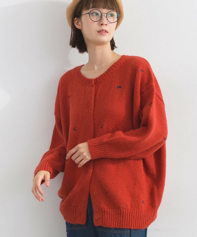 日本 Lupilien - 低調小花刺繡圓領開襟針織外套-深藍