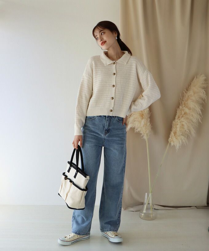 日本 BLUE EAST - 優雅金釦柔軟翻領針織上衣-白