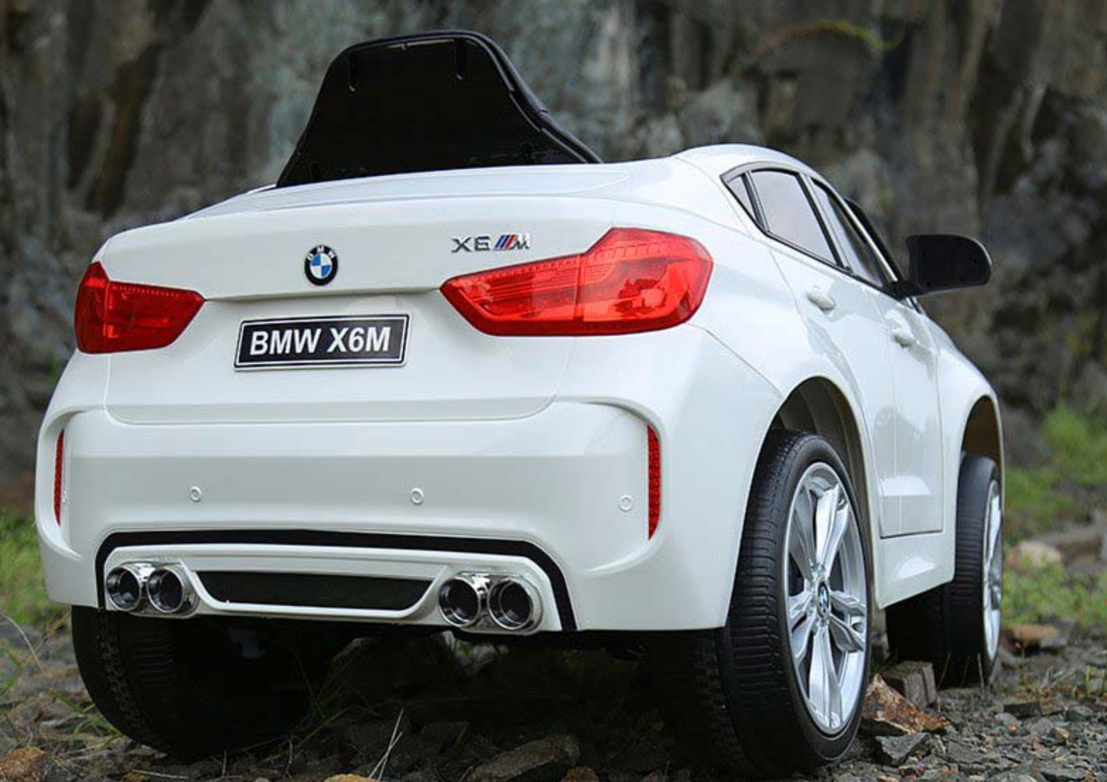 聰明媽咪兒童超跑 - BMW X6M 單人座 原廠授權 雙驅兒童電動車 (無搖擺/拉桿/輔助輪)-烤漆紅