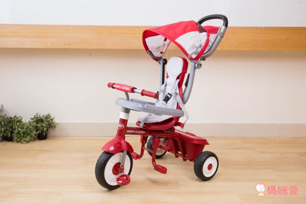 美國百年品牌 RADIO FLYER ❤ 兒童界的法拉利之稱超夯品牌！
