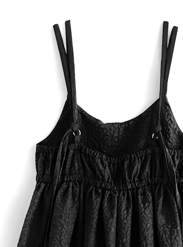 日本 GRL - 優雅抓皺泡泡布吊帶裙-米杏