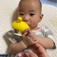 英國 mombella - Q比蘑菇固齒器-黃色