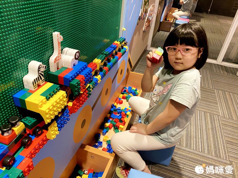 台東曙光渡假酒店 - 【五館聯合】媽咪愛特談四人房一泊一食平日住宿券-無使用期限