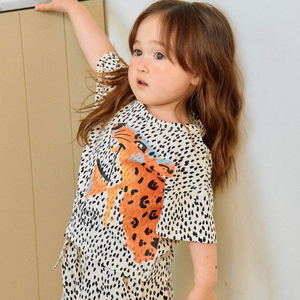 狂野豹紋短袖上衣-美洲豹-奶白