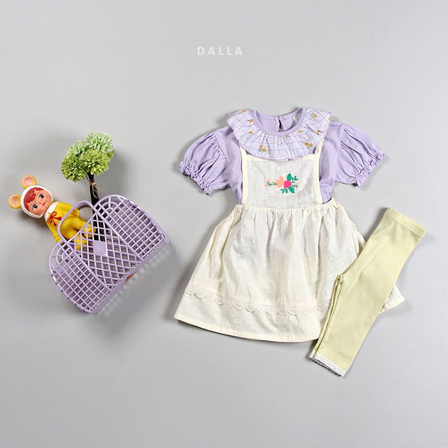 韓國 Dalla - 花花荷葉領上衣-淺紫