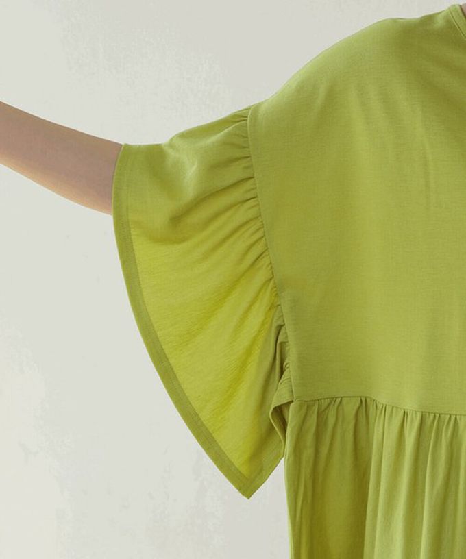 日本 Bab - 透氣嫘縈飄逸大寬袖上衣-杏棕