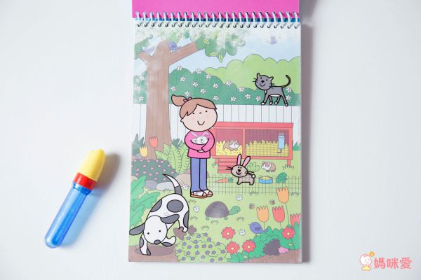 小小孩塗鴉啟蒙【英國GALT】水畫本，沾水塗色不怕亂畫！