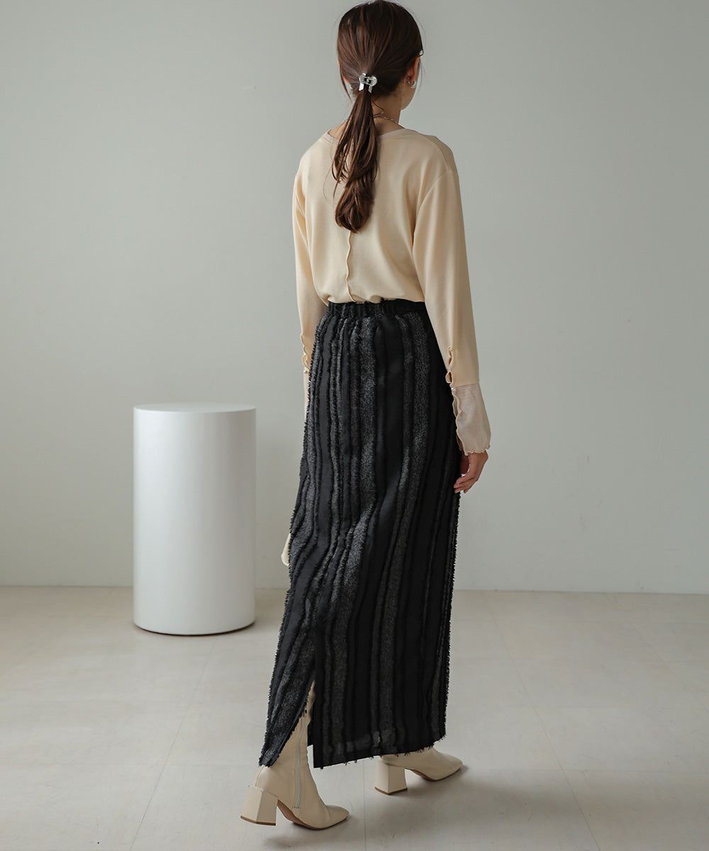 日本 Bab - 毛絨感直條顯瘦開叉長裙-黑