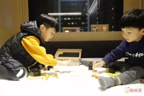 北歐設計【KLASK 魔力卡拉球】超刺激、超嗨★