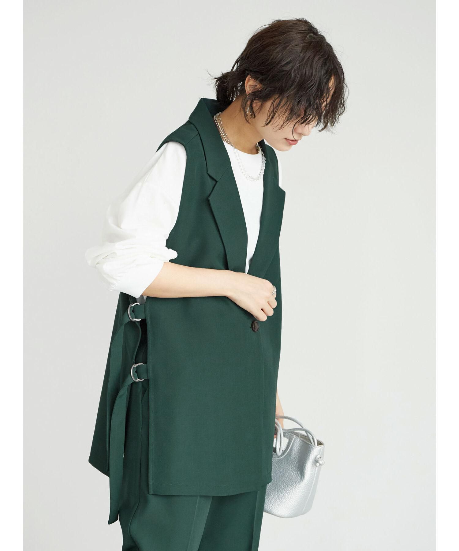 日本 ELENCARE DUE - 率性側開衩扣帶無袖西裝外套-黑