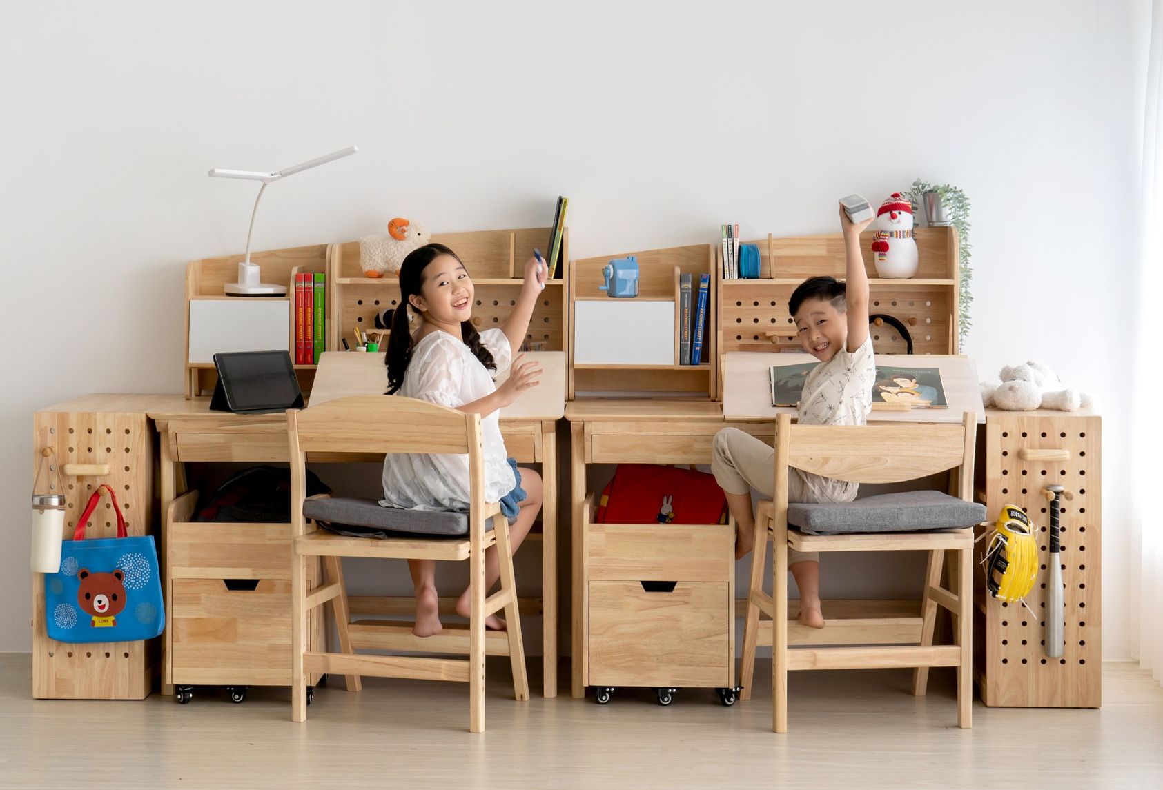 下單即抽好禮 現在買開學用【環安傢俱】好好學成長桌椅組