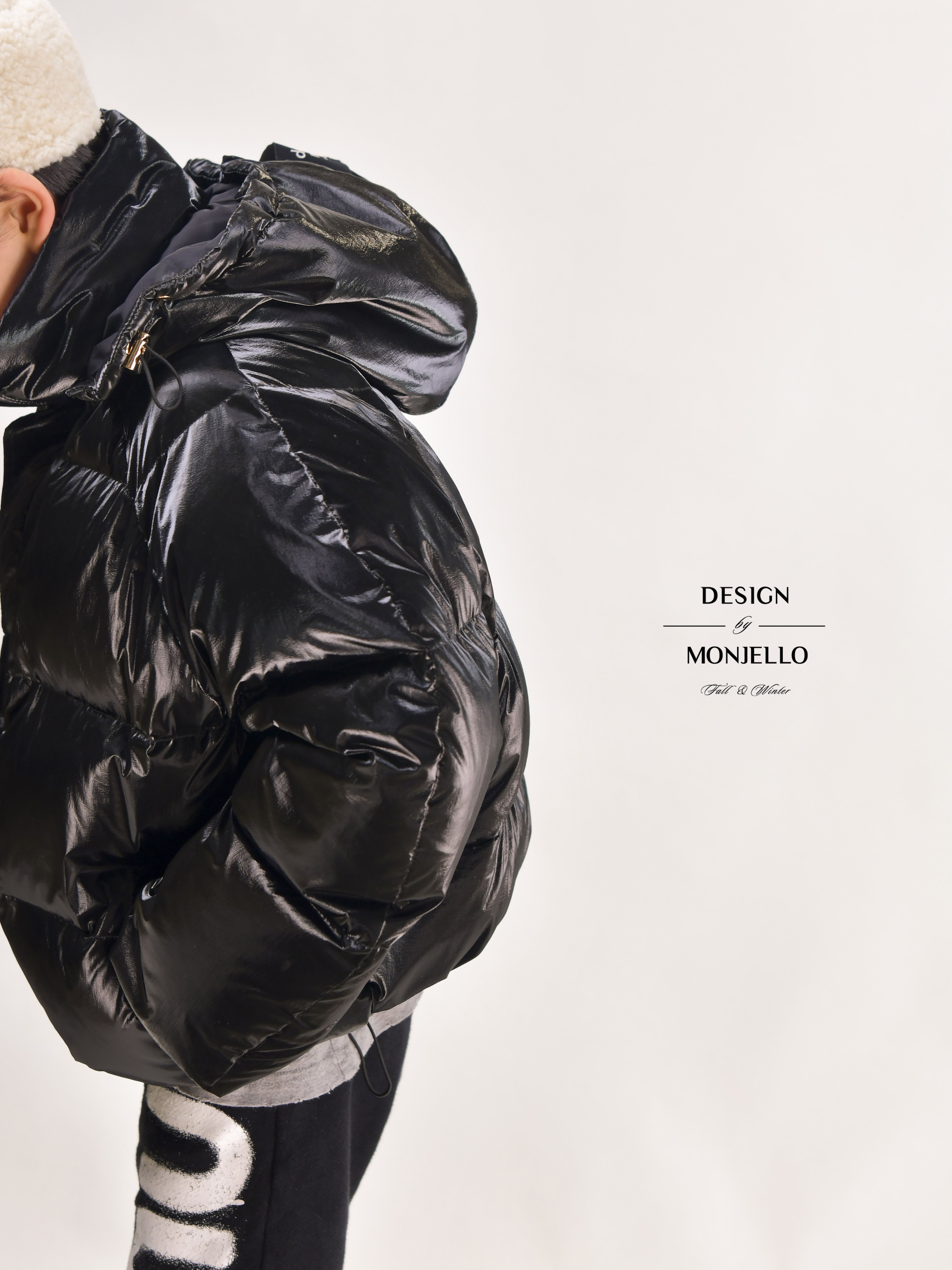 韓國 MONJELLO - (100%鴨絨)極暖立領短版羽絨外套-黑