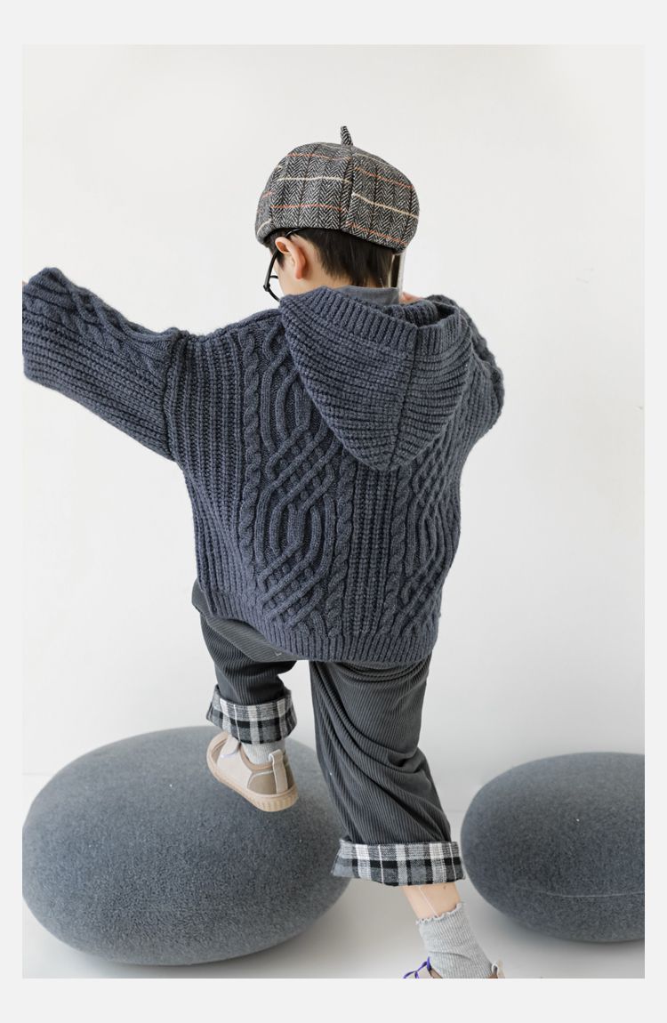 TONGMO - 復古木釦麻花編織連帽毛衣外套-黃綠色