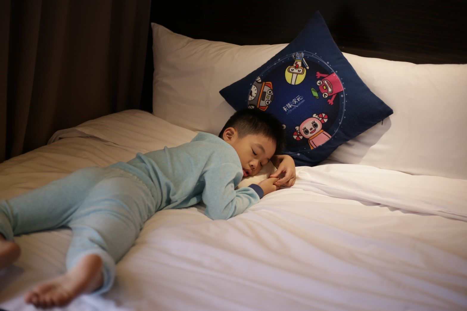 西班牙 KLINS 柔絨套裝 · 輕柔睡袍親子裝