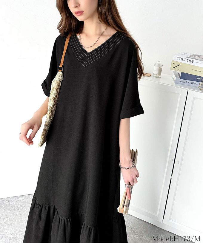 日本 Classical Elf - 顯瘦線條V領傘狀五分袖洋裝-海軍藍