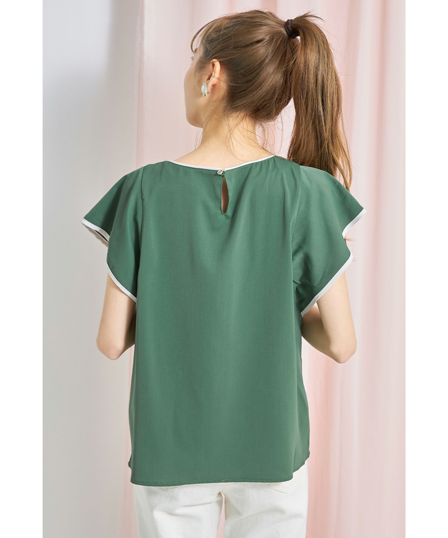 日本 tocco-closet - 撞色滾邊波浪袖上衣-天使白