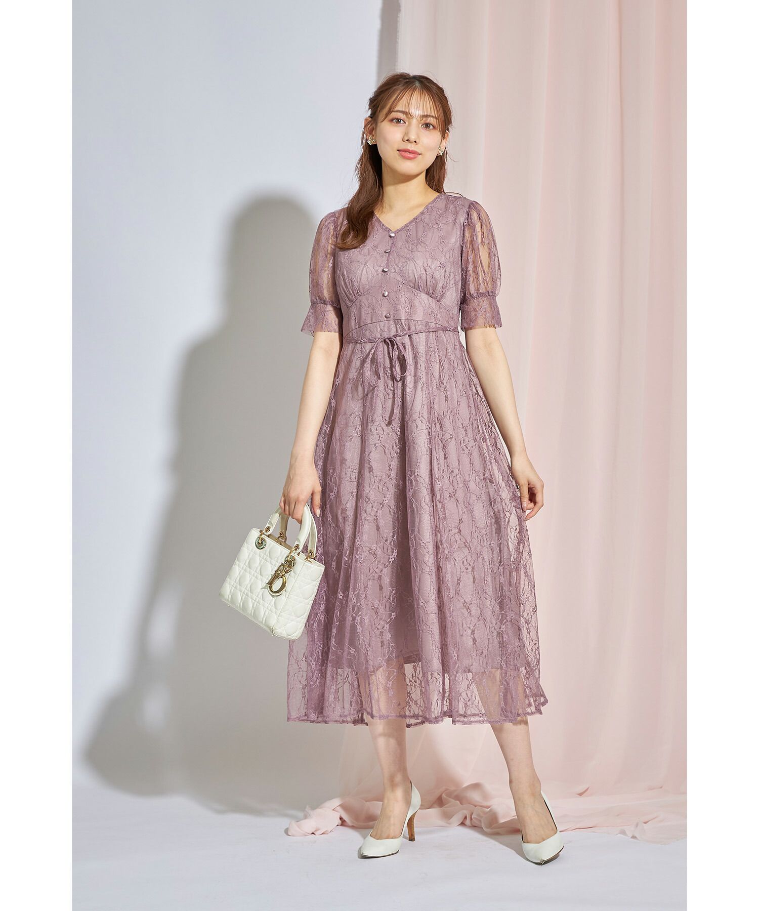 日本 tocco-closet - 優雅V領蕾絲縮腰洋裝-磚橘