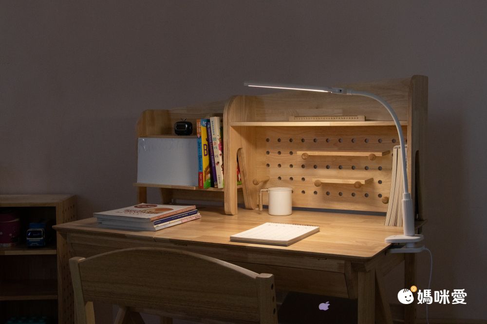 獨家$599再享現折！親子、手足共讀【KINYO】LED觸控夾燈