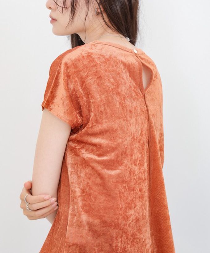 日本 Bab - 微透輕盈天鵝絨法式袖上衣-黑 (M)