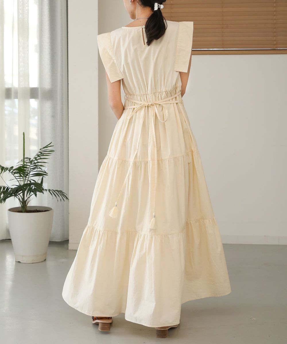 日本 Bab - 浪漫時光層次設計無袖洋裝-黑