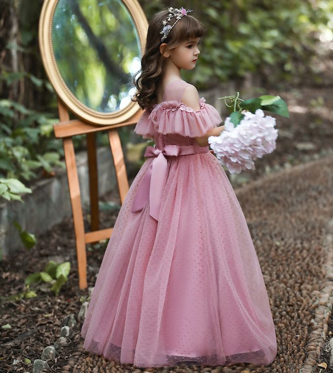 浪漫波點網紗露肩長裙禮服