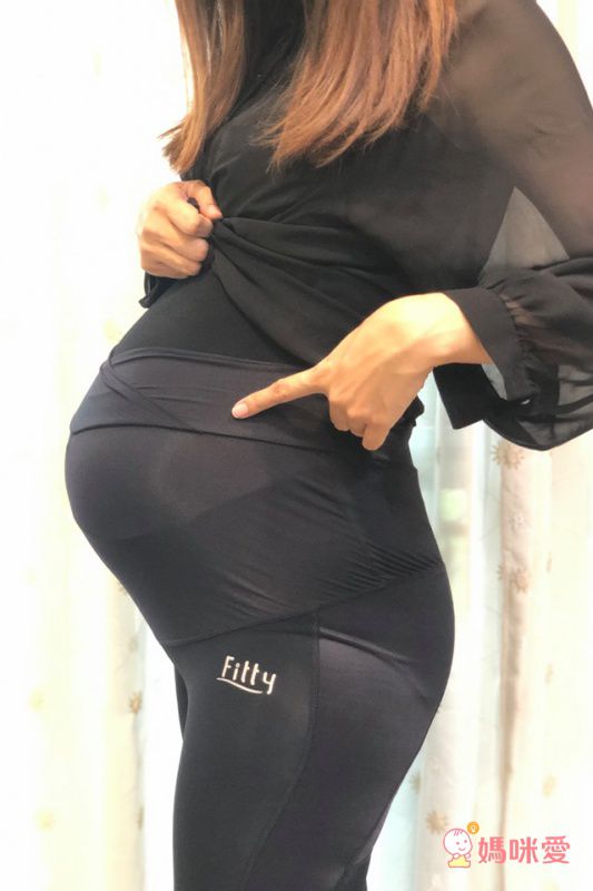 iFit 愛瘦身 Fitty 壓力褲，腰圍瞬縮5cm，1秒穿出水蛇腰