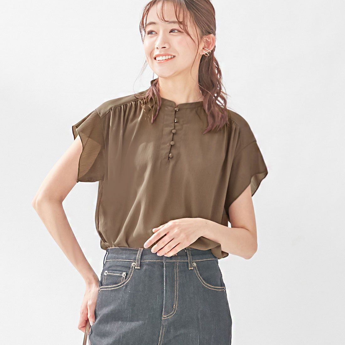 日本 BELLUNA - 微立領楊柳雪紡短袖上衣-冰河灰