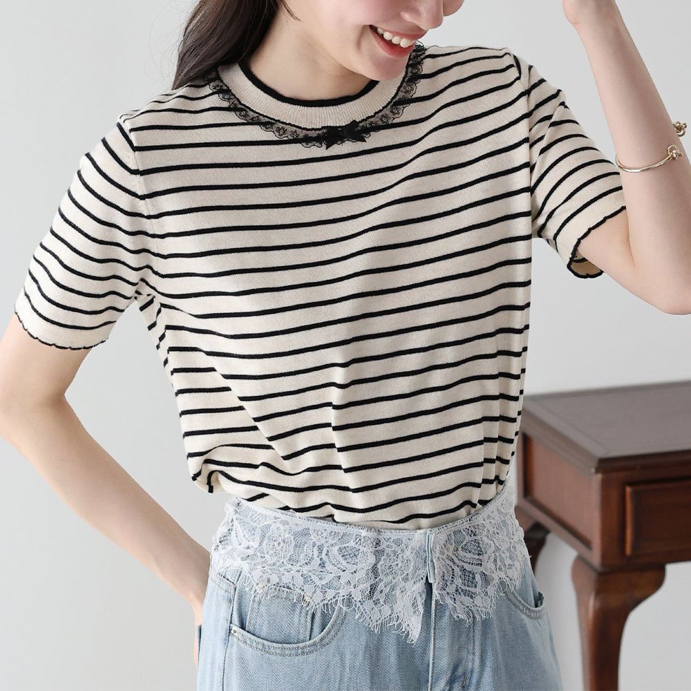 蕾絲蝴蝶結領條紋針織短袖上衣-象牙白