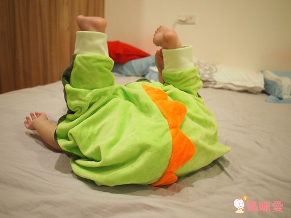 【JoyNa 法蘭絨分腿防踢睡袋】晚上不怕踢被