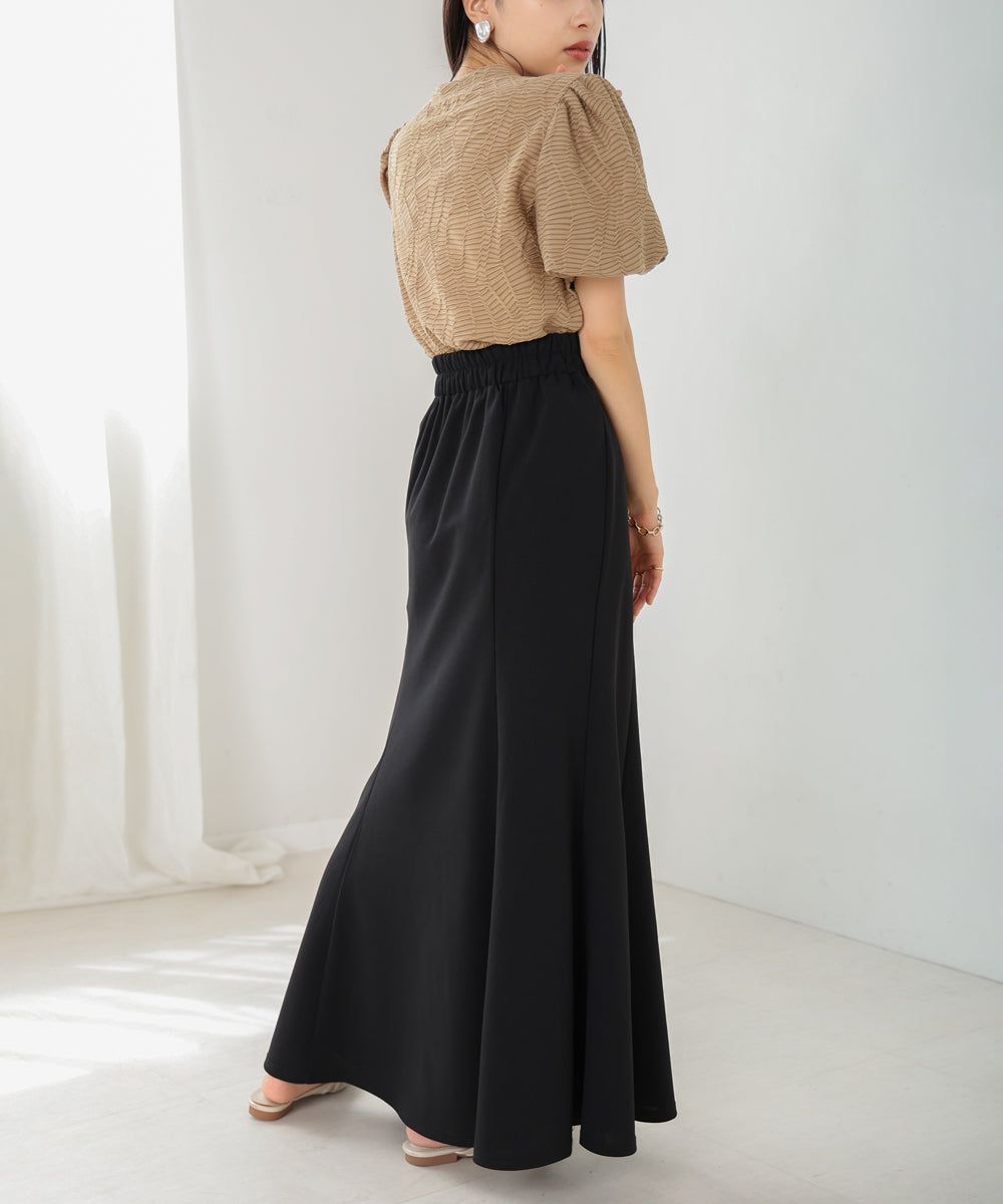 日本 Bab - 浪瓣花瓣層次修身長裙-黑