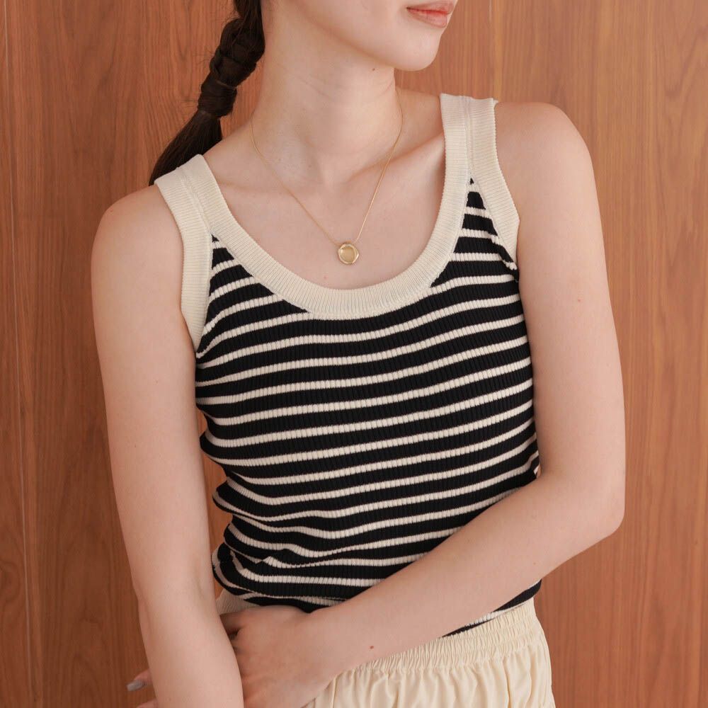 彈性百搭滾邊條紋背心-黑底白條紋 (M)