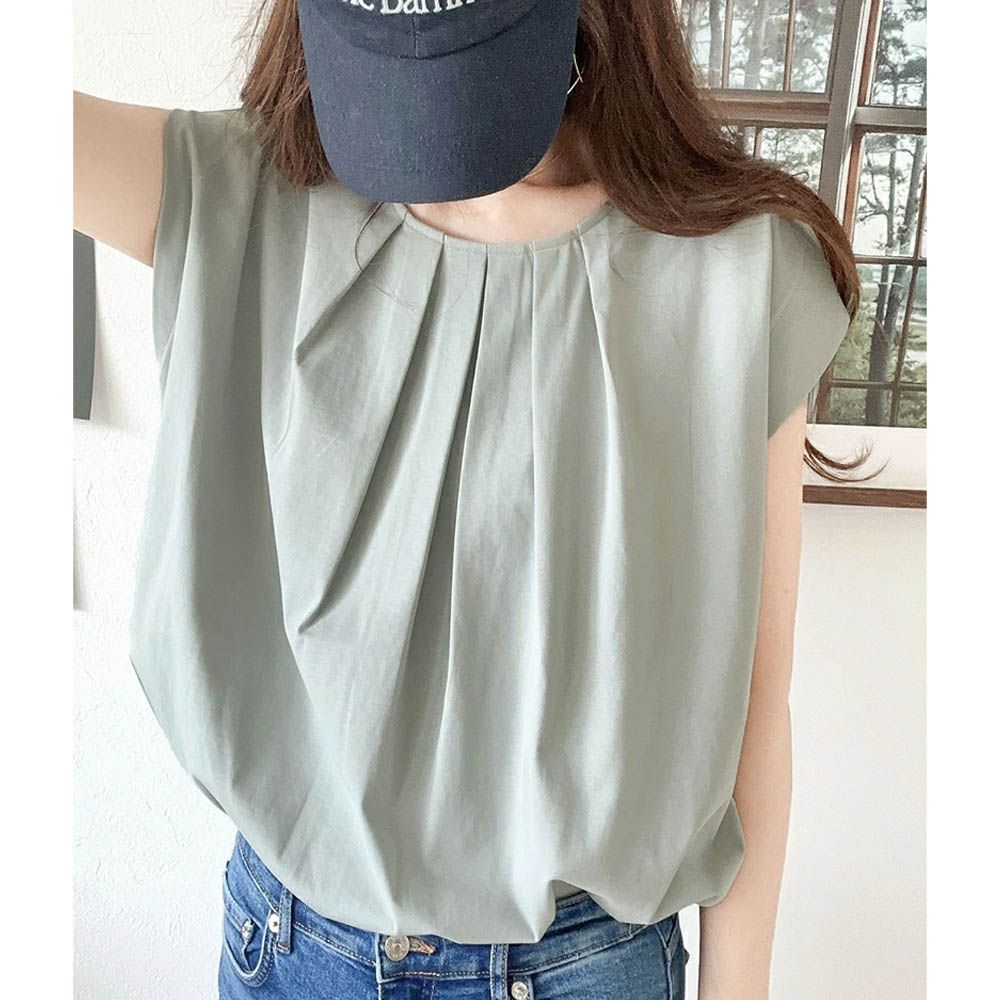 接觸涼感 柔美皺摺法式袖上衣-煙燻綠