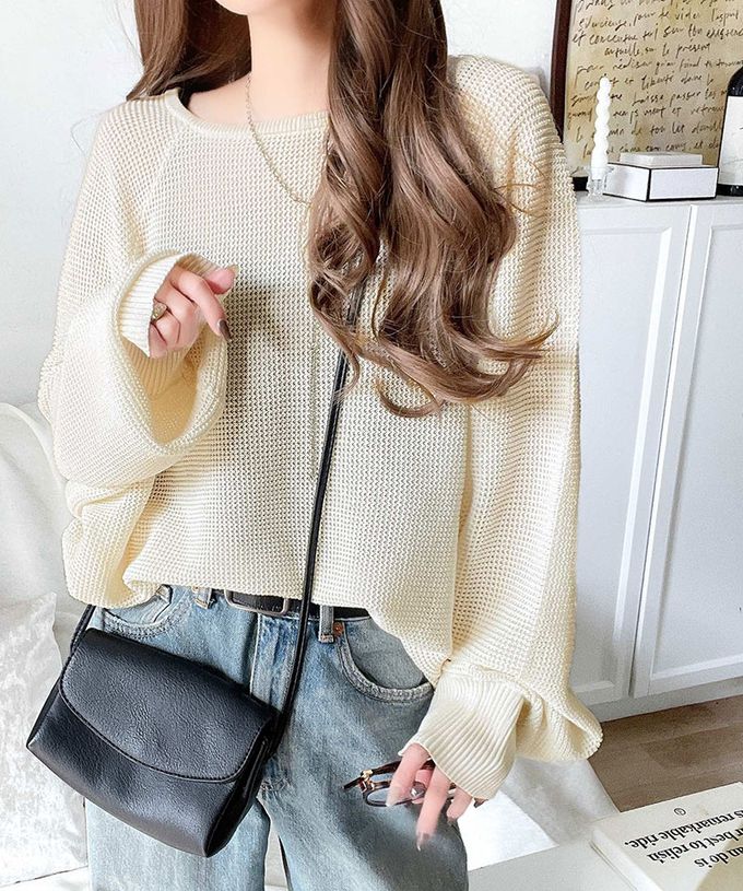 日本 Classical Elf - 透膚華夫格寬大率性長袖上衣-米白