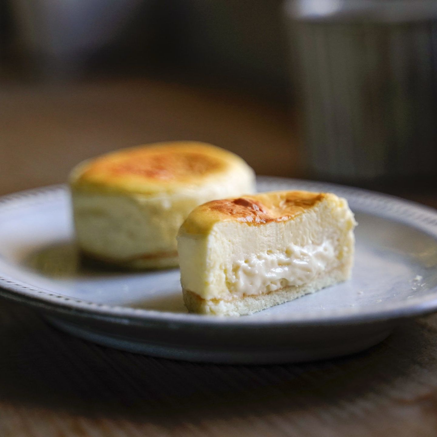 免運｜高雄排隊名店【奧瑪烘焙】日式崎風蛋糕/羅馬生乳包