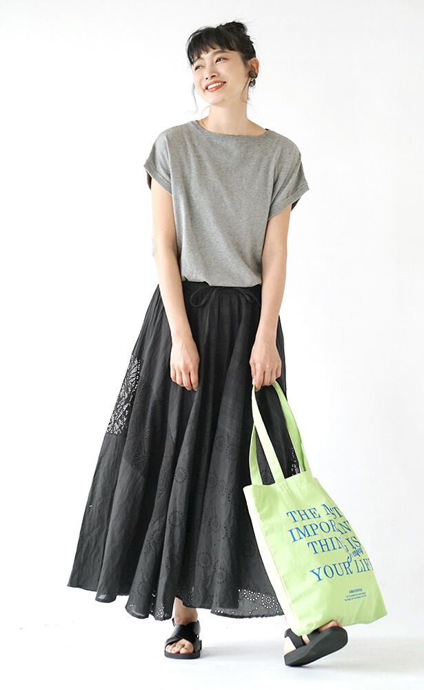 日本 zootie - 特色鏤空蕾絲拼接傘狀長裙-橘