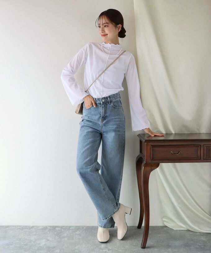 日本 BLUE EAST - 百搭木耳捲邊長袖上衣-白杏