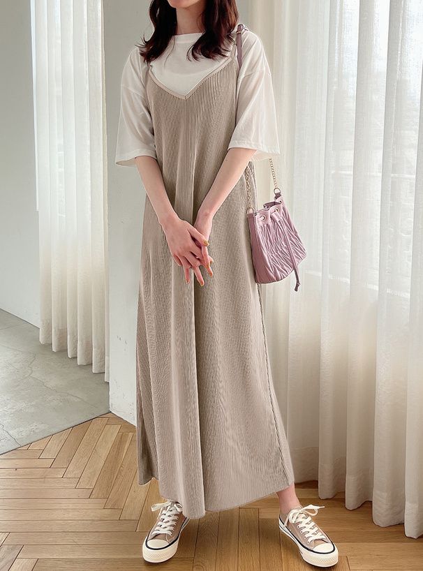 日本 GRL - 短袖上衣x楊柳細摺吊帶裙2件組-淺可可 (F)