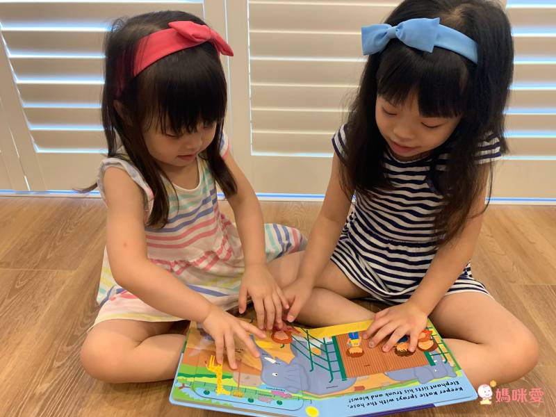 迪士尼英文新書來囉♥♥♥ 冰雪奇緣/海底總動員透過卡通人物加深孩子共讀的印象♬