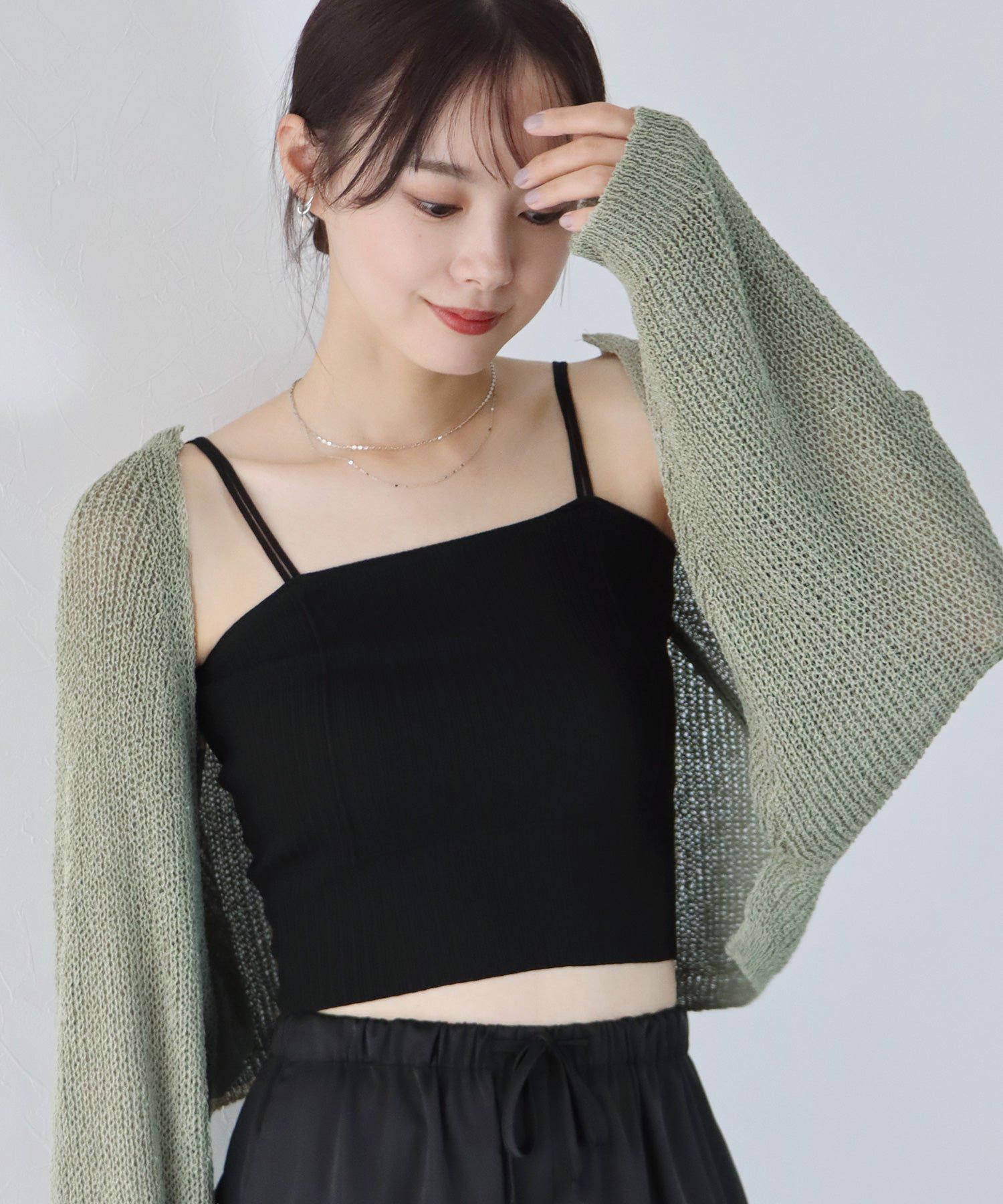 日本 BLUE EAST - 百搭開襟短版針織外套-米杏