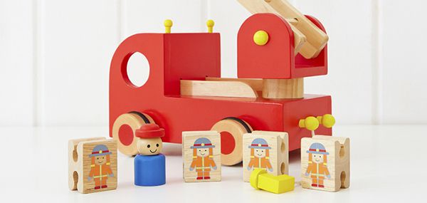 最適合寶寶的第一本書【日本 Ed.Inter 布書】