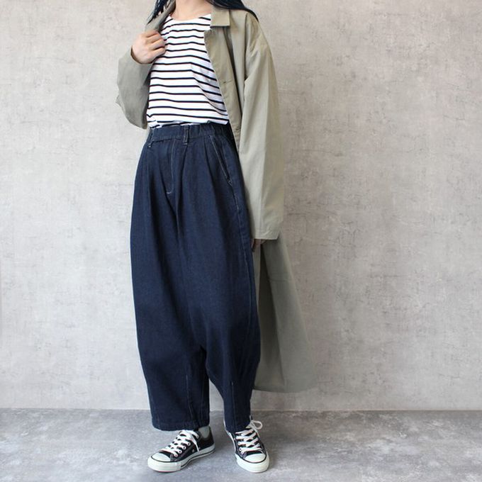 日本女裝代購 - [熱銷款] 超藏肉休閒錐形美腿褲-丹寧-深藍