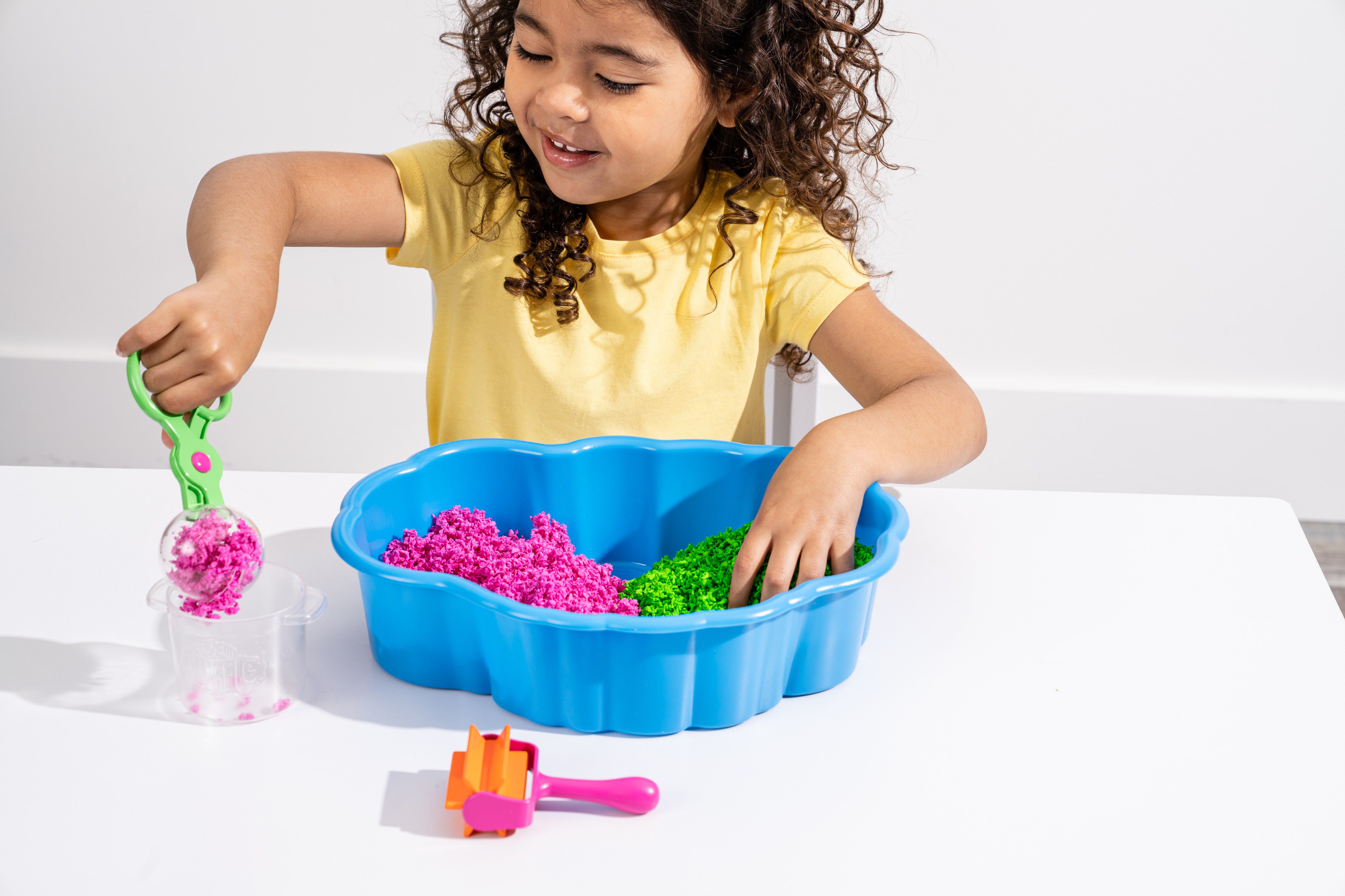 美國 Educational Insights - 魔塑粒粒黏土-空氣鬆土感官盆