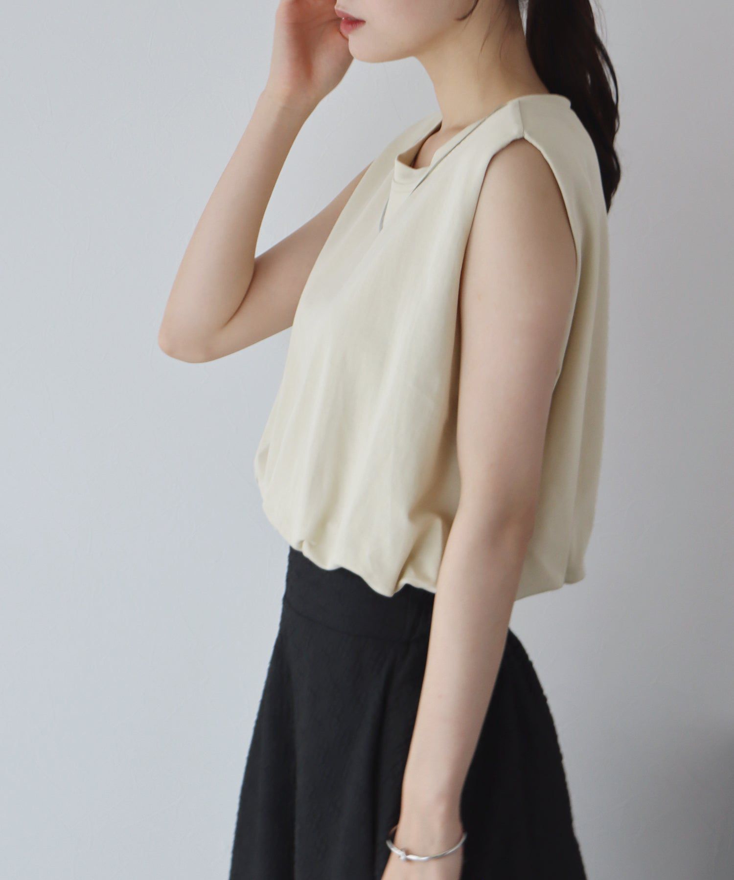 日本 BLUE EAST - 棉混法式簡約無袖上衣-白