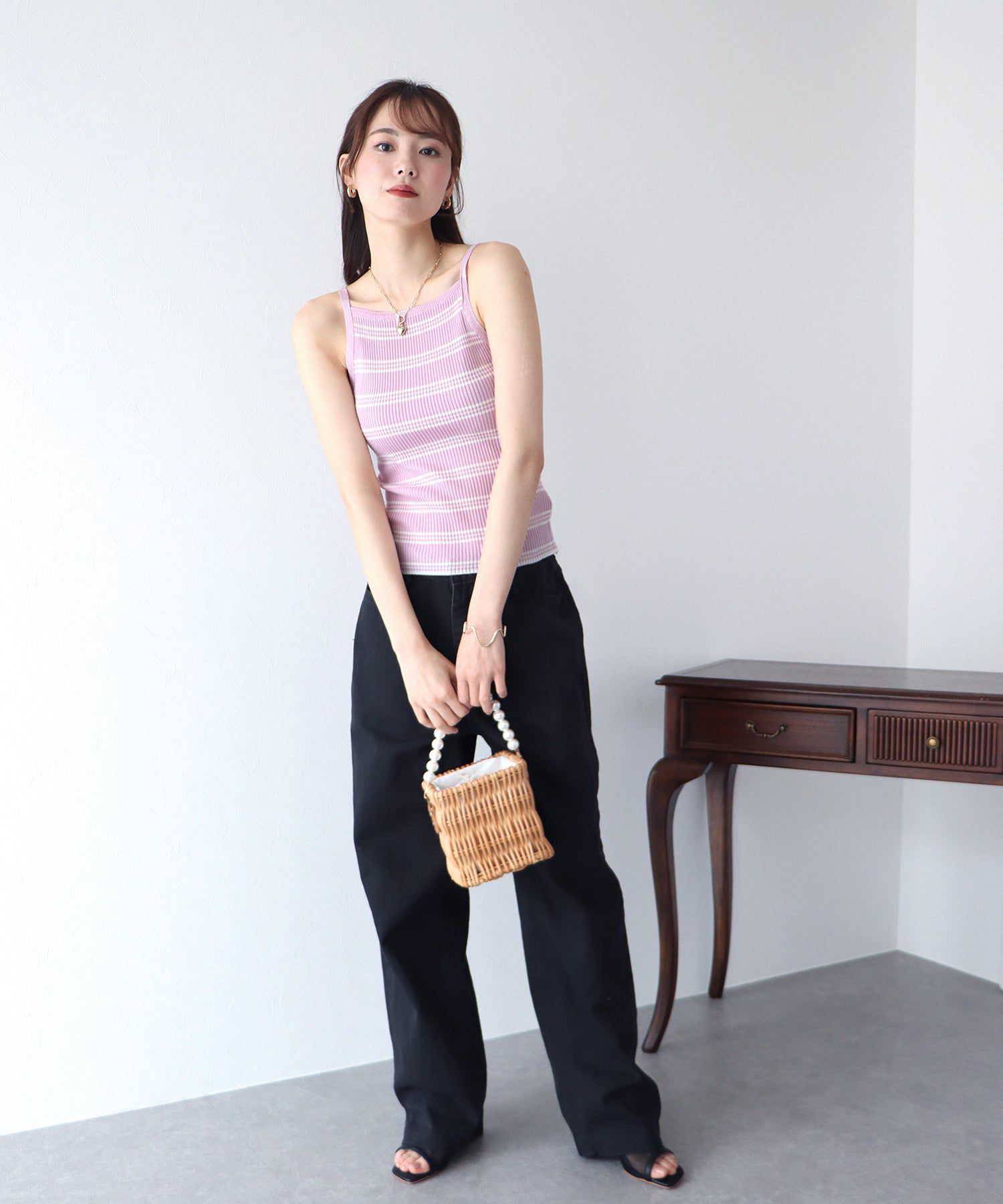 日本 BLUE EAST - 彈性羅紋無袖上衣/內搭-條紋-黑