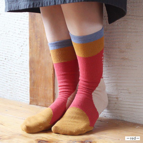 日本女裝代購 - 日本製 伊索寓言印花長襪-寡婦與母雞-粉紫 (23-25cm)