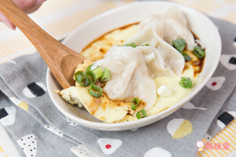 活力早餐系列【GREEN & SAFE】銀絲卷、小漢堡排、寶寶粥